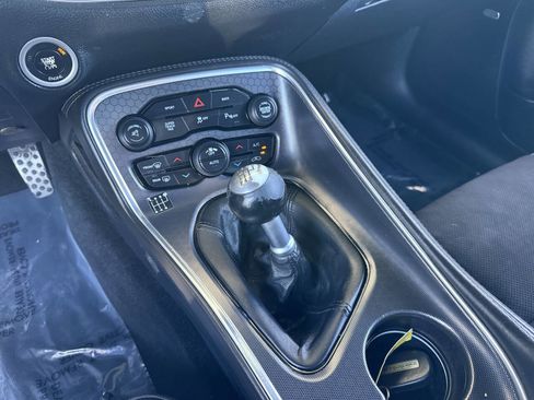 Used 2015 Dodge Challenger R/T Plus image 4