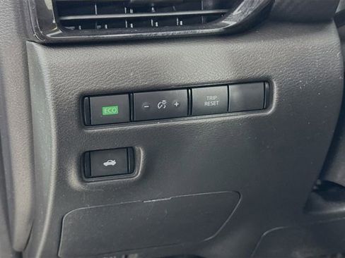 Used 2021 Nissan Sentra SV image 10