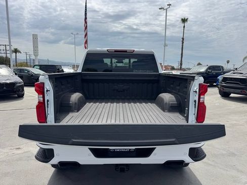 Used 2025 Chevrolet Silverado 1500 RST AWD/4WD image 10