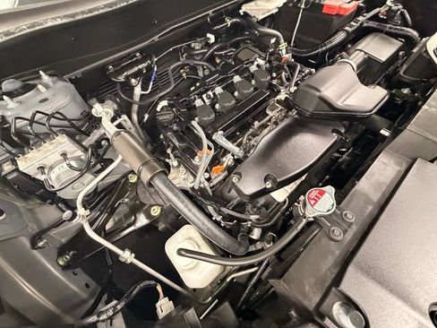 Certified 2024 Honda CR-V EX image 10