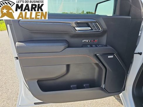 Used 2025 GMC Sierra 1500 AT4 AWD/4WD image 22