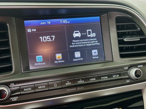 Used 2019 Hyundai Elantra SEL FWD image 15