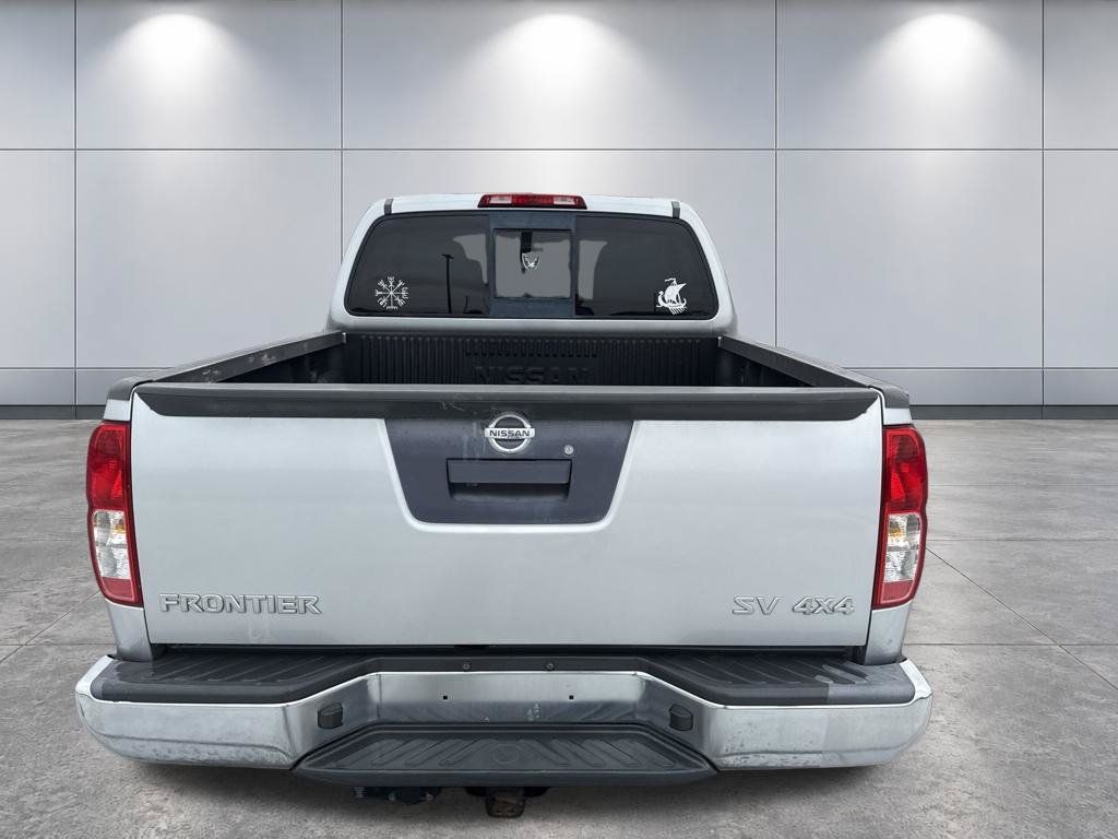 Used 2018 Nissan Frontier SV AWD/4WD image 6