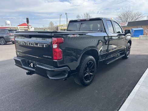 Used 2024 Chevrolet Silverado 1500 Custom image 5