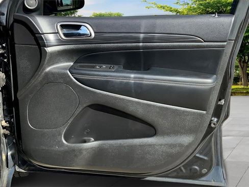 Used 2021 Jeep Grand Cherokee Freedom Edition image 27