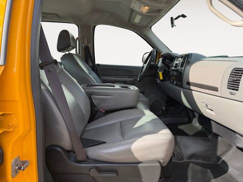 Used 2009 Chevrolet Silverado 2500 W/T image 16