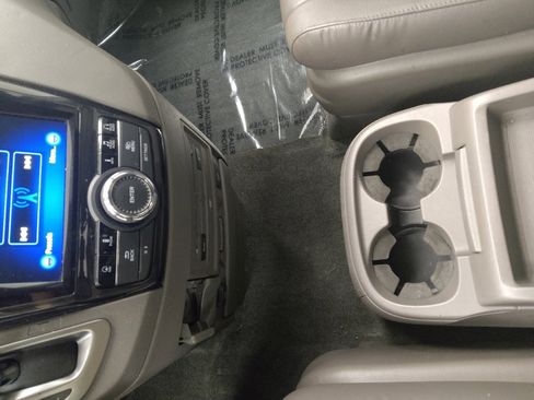 Used 2016 Honda Odyssey Touring Elite image 26