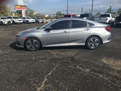 Used 2016 Honda Civic EX-T image 5