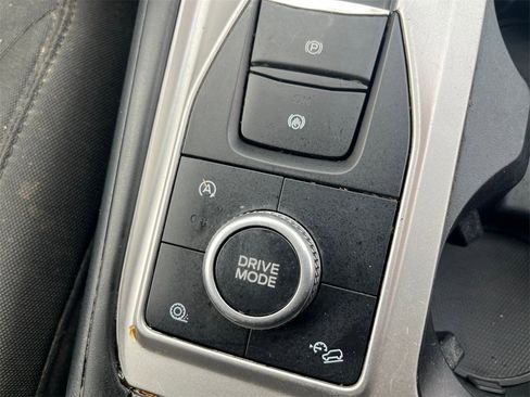 Used 2020 Ford Explorer XLT w/ Comfort Package image 37