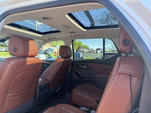 Used 2018 Chevrolet Traverse High Country AWD/4WD image 10
