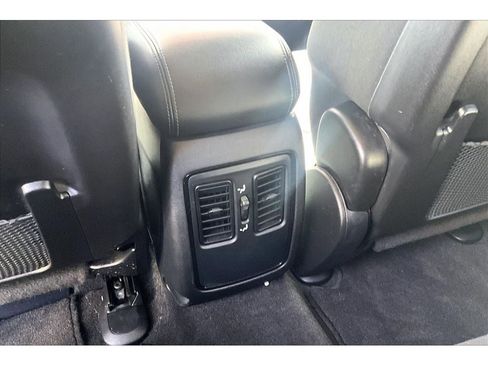 Used 2022 Dodge Durango SXT w/ Trailer Tow Group IV AWD/4WD image 26
