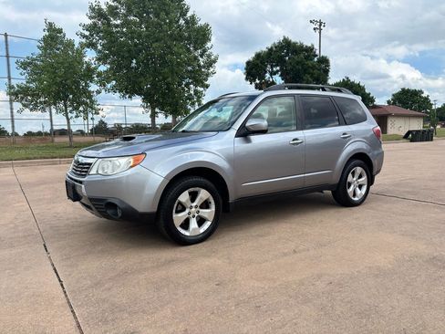 Used 2010 Subaru Forester 2.5XT Limited AWD/4WD image 2