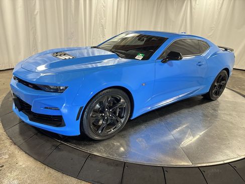 Used 2022 Chevrolet Camaro SS image 1