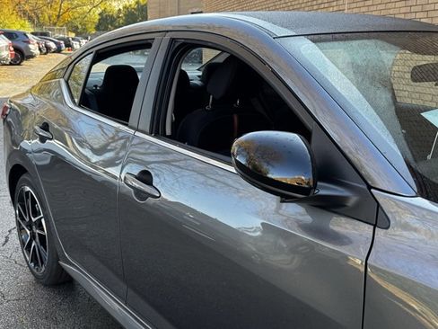 New 2025 Nissan Sentra SR image 8