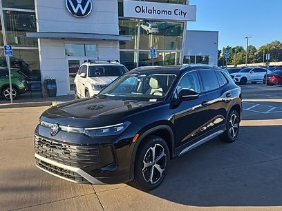 New 2025 Volkswagen Tiguan SE