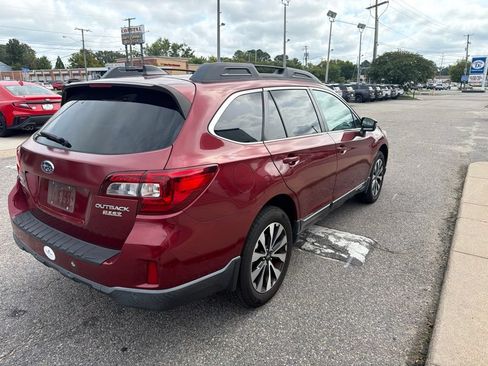 Used 2017 Subaru Outback 2.5i Limited AWD/4WD image 7