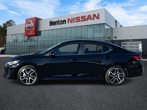 Certified 2025 Nissan Sentra SR w/ SR Premium Package image 10