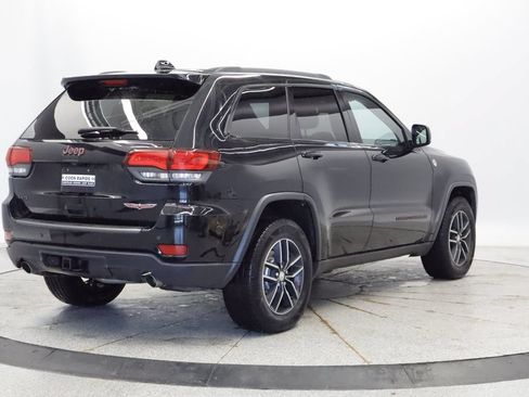 Certified 2017 Jeep Grand Cherokee Trailhawk w/ Trailhawk Luxury Group AWD/4WD image 6