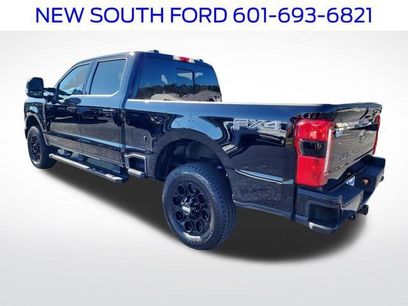 New 2026 Ford F250 Lariat w/ Black Appearance Package