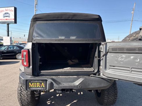 Used 2022 Ford Bronco Wildtrak image 19