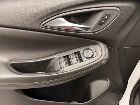 Used 2024 Buick Encore GX Preferred image 15