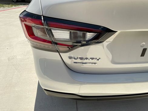 Used 2025 Subaru Legacy Premium AWD/4WD image 8