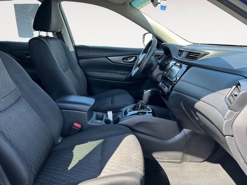 Used 2019 Nissan Rogue SV FWD image 13