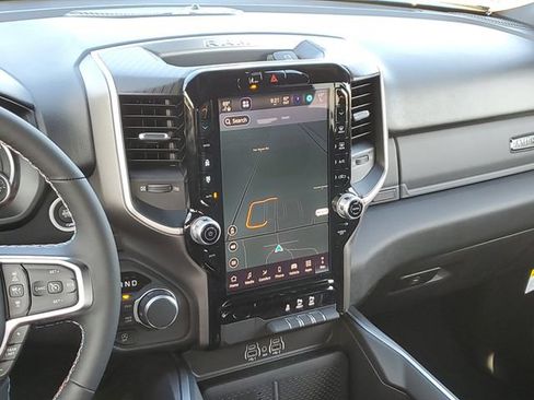 New 2026 RAM 1500 Big Horn AWD/4WD image 16