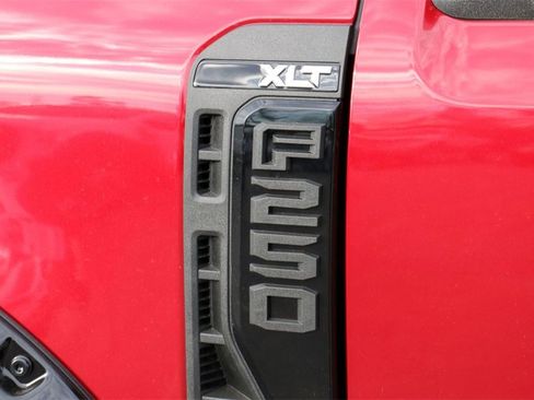 New 2026 Ford F250 XLT w/ XLT Premium Package image 14
