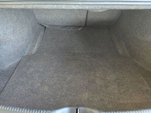 Used 2021 Chrysler 300 S RWD image 8