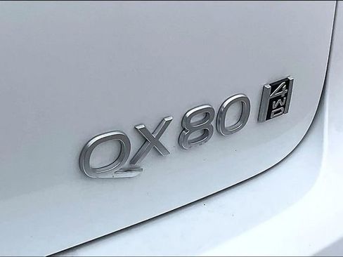 Used 2025 INFINITI QX80 Sensory AWD/4WD image 8