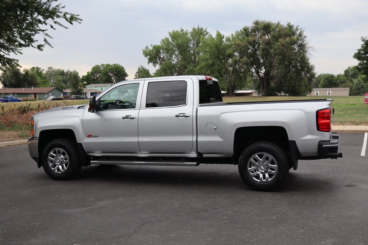 Used 2019 Chevrolet Silverado 2500 LTZ w/ Duramax Plus Package AWD/4WD image 8