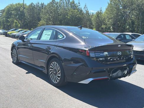 New 2026 Hyundai Sonata Limited FWD image 4