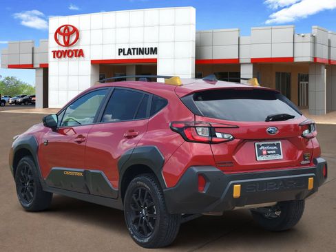 Used 2024 Subaru Crosstrek 2.5i Wilderness w/ Crosstrek Mirror Package AWD/4WD image 5