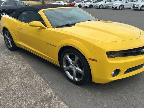 Used 2012 Chevrolet Camaro LT RWD image 3