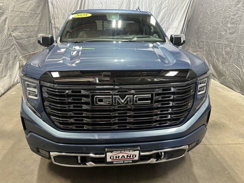 Used 2025 GMC Sierra 1500 Denali Ultimate AWD/4WD image 2