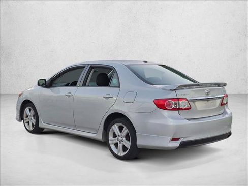Used 2013 Toyota Corolla S w/ Premium Pkg FWD image 7