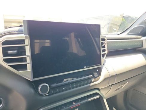 Used 2024 Toyota Tundra Platinum image 10