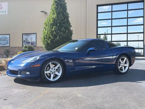 Used 2006 Chevrolet Corvette Coupe RWD image 39