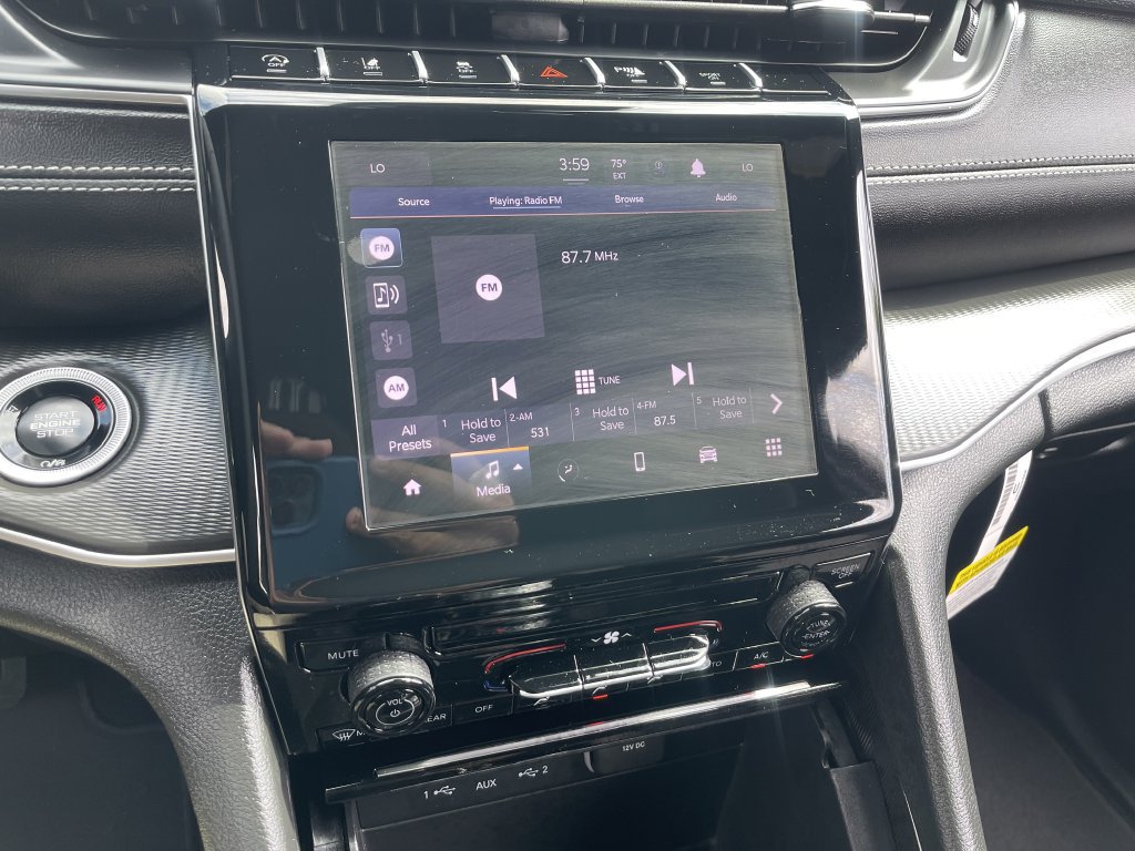 New 2026 Jeep Grand Cherokee Laredo AWD/4WD image 18