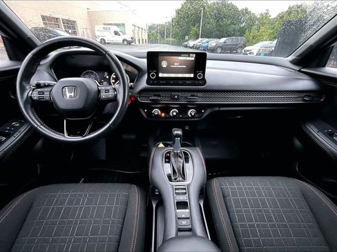 Certified 2024 Honda HR-V Sport image 21