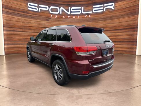 Used 2017 Jeep Grand Cherokee Limited AWD/4WD image 3