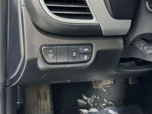 Used 2023 Kia Seltos LX image 15