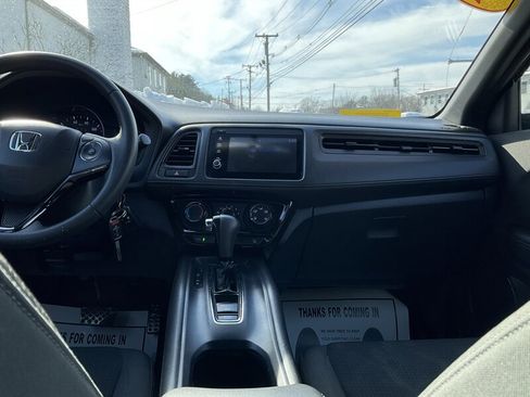 Used 2020 Honda HR-V Sport image 17