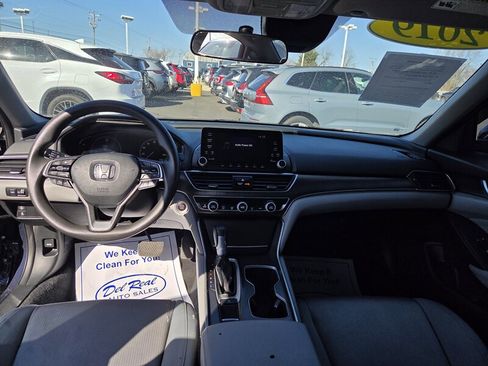 Used 2019 Honda Accord LX image 12
