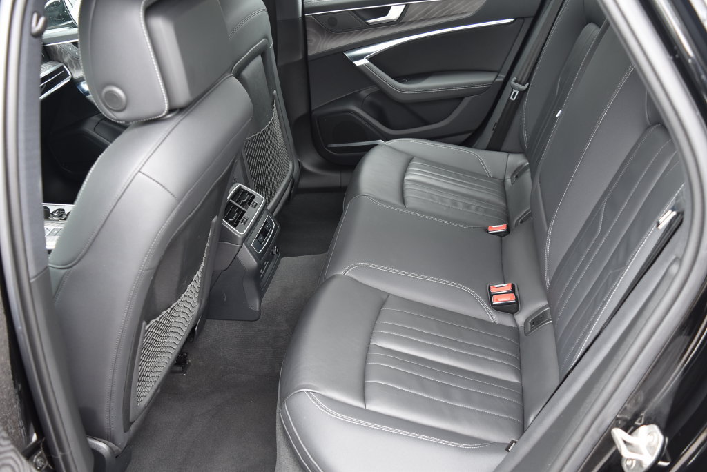 Used 2024 Audi A6 Premium Plus AWD/4WD image 7