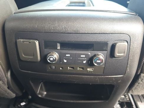 Used 2019 GMC Yukon XL Denali w/ Denali Ultimate Package image 6