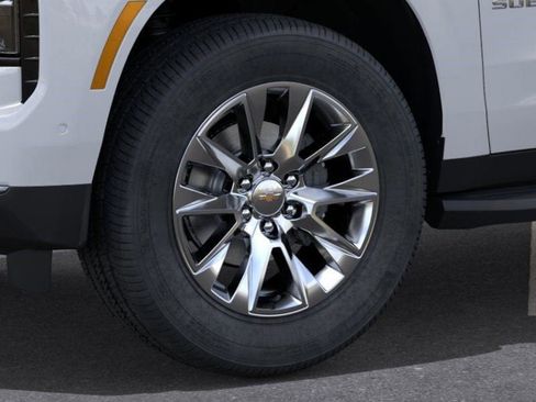 New 2026 Chevrolet Suburban Premier AWD/4WD image 9