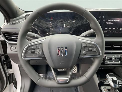 Certified 2024 Buick Envista Sport Touring w/ Convenience I Package image 11