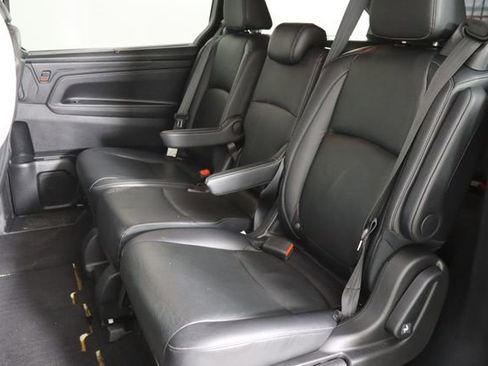 Used 2021 Honda Odyssey Touring image 13